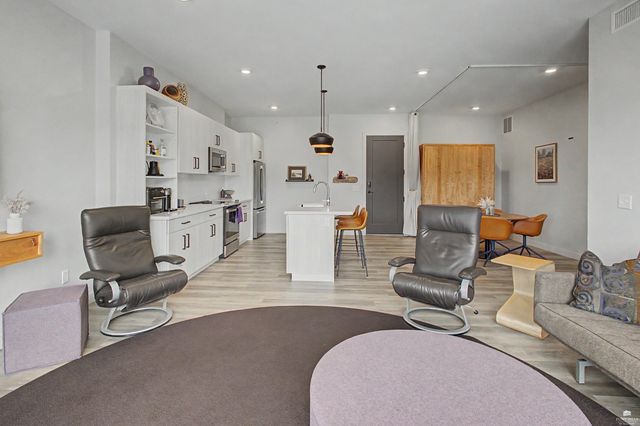 3010 Fieldhouse Cir Apt 108, Manhattan, KS 66503