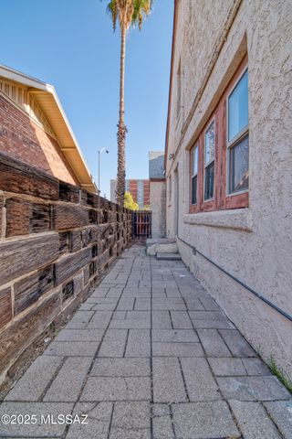 912 E 6th Street, Tucson, AZ 85719