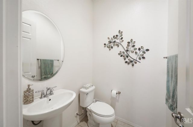 9801 Tallin Place, Bakersfield, CA 93306