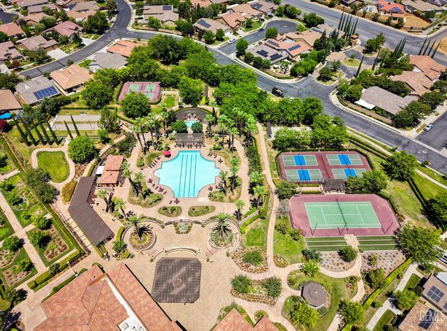 9801 Tallin Place, Bakersfield, CA 93306