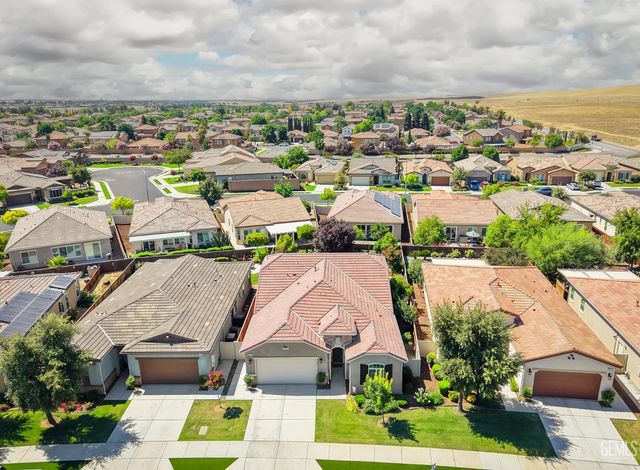 9801 Tallin Place, Bakersfield, CA 93306