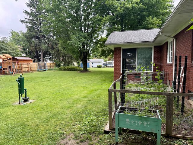 2713 W 24TH Street, Erie, PA 16506