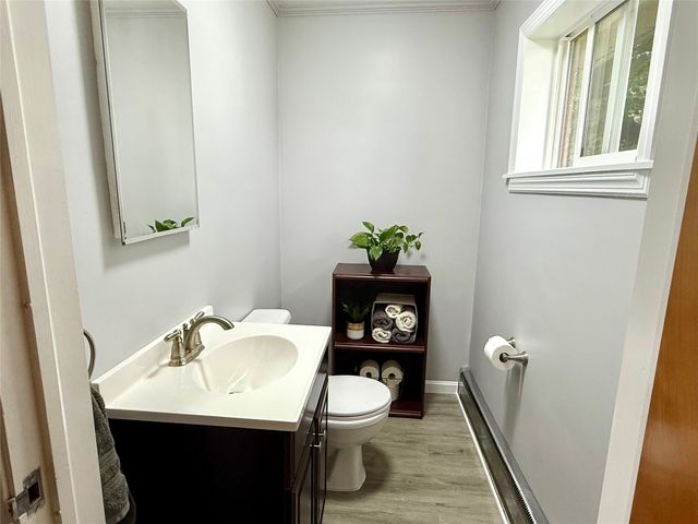 2713 W 24TH Street, Erie, PA 16506