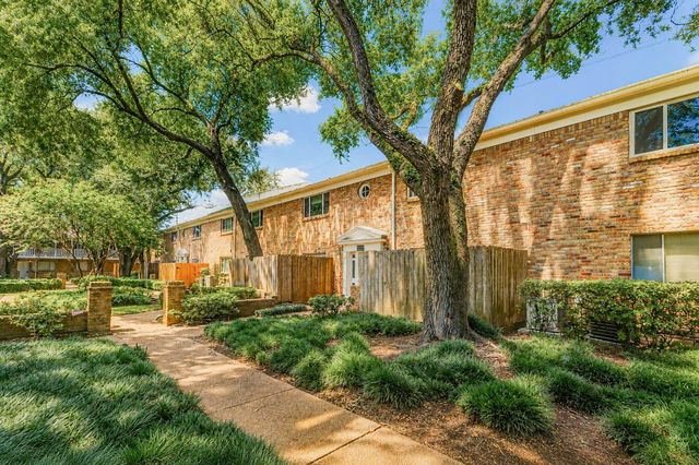 4040 San Felipe Street 134, Houston, TX 77027