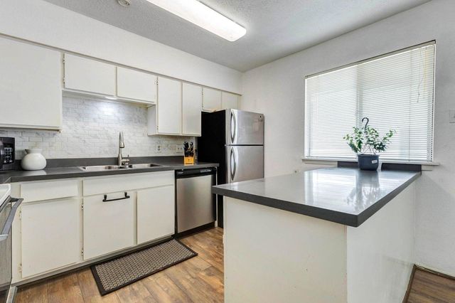 4040 San Felipe Street 134, Houston, TX 77027