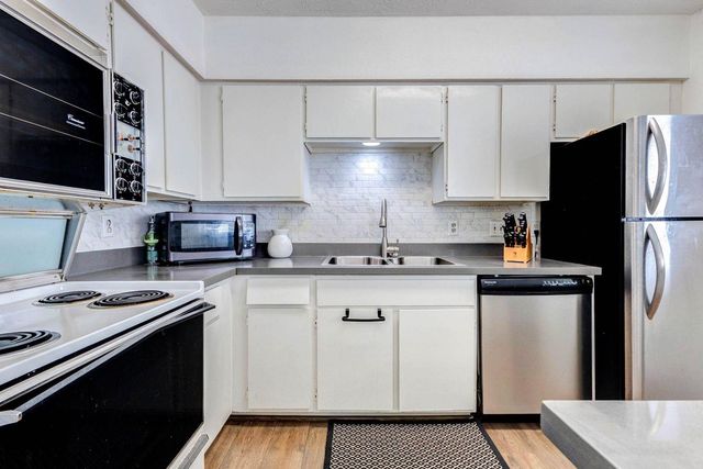 4040 San Felipe Street 134, Houston, TX 77027