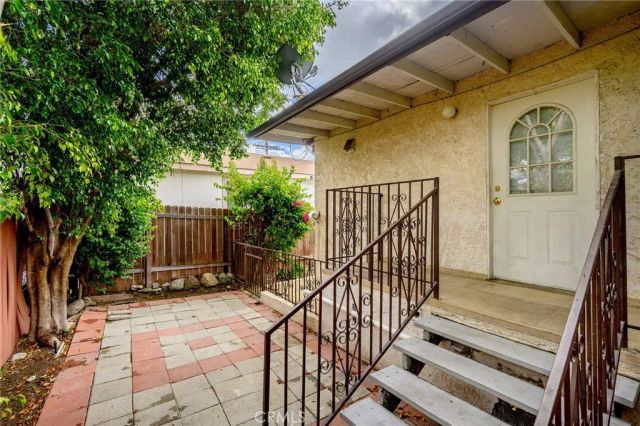 10018 Tujunga Canyon Boulevard, Tujunga, CA 91042