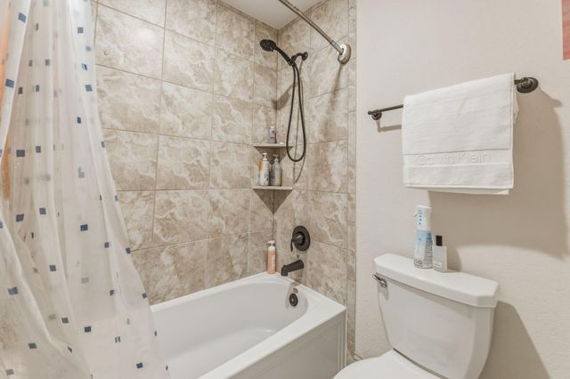 17203 Meek Pass Dr Drive, Cypress, TX 77433