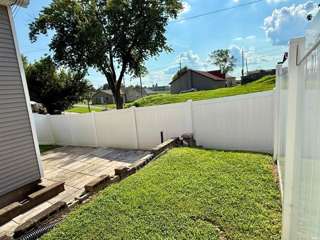 1509 Q Street, Bedford, IN 47421