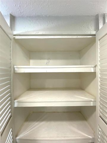 18107 LAKE FRONT DRIVE, Lutz, FL 33548