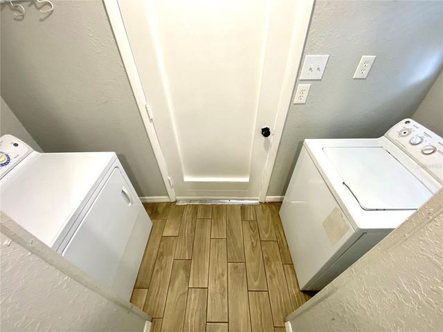 18107 LAKE FRONT DRIVE, Lutz, FL 33548