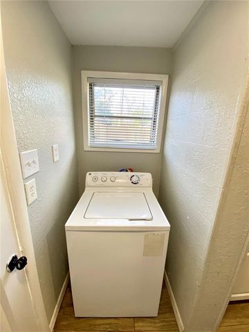 18107 LAKE FRONT DRIVE, Lutz, FL 33548