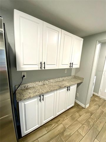 18107 LAKE FRONT DRIVE, Lutz, FL 33548