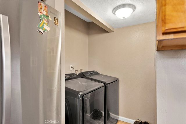 27763 Crestview, Barstow, CA 92311