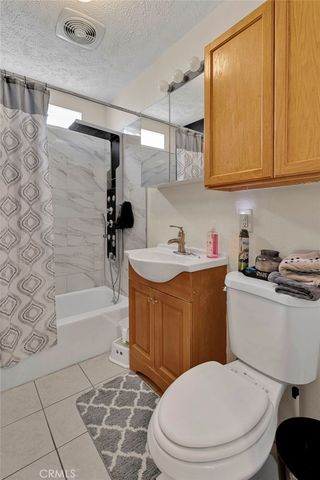 27763 Crestview, Barstow, CA 92311
