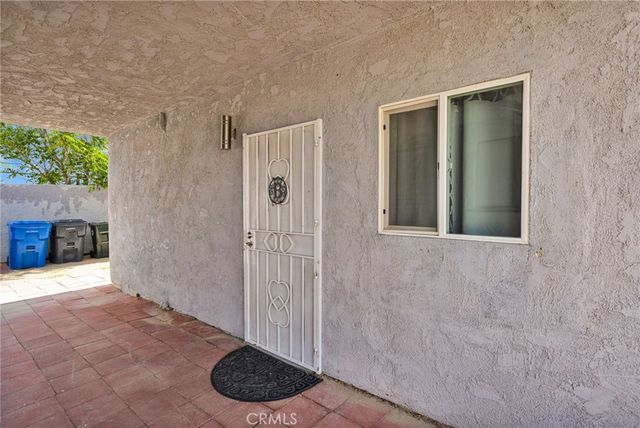 27763 Crestview, Barstow, CA 92311
