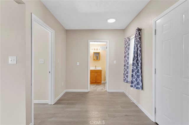 27763 Crestview, Barstow, CA 92311