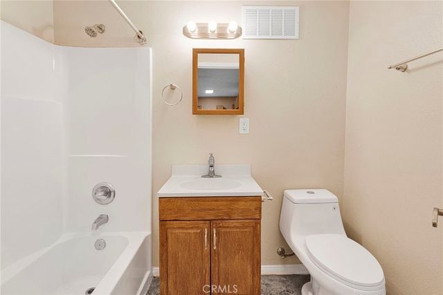 27763 Crestview, Barstow, CA 92311