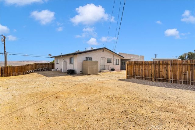 27763 Crestview, Barstow, CA 92311