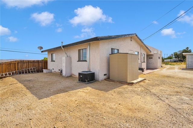 27763 Crestview, Barstow, CA 92311