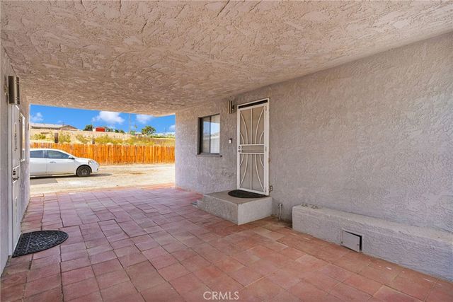 27763 Crestview, Barstow, CA 92311