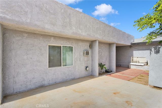 27763 Crestview, Barstow, CA 92311