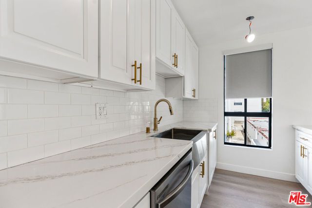 9191 Charleville Boulevard 102, Beverly Hills, CA 90212