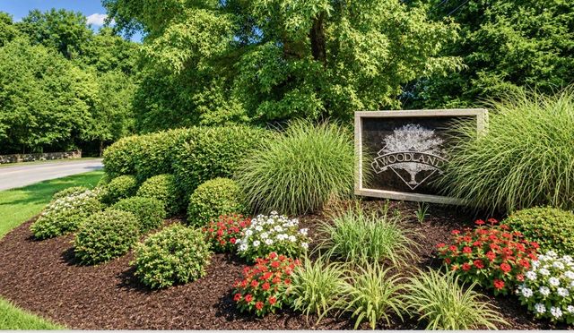 629 Magnolia Ln, Nashville, TN 37211