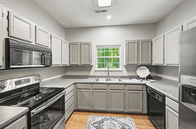 629 Magnolia Ln, Nashville, TN 37211