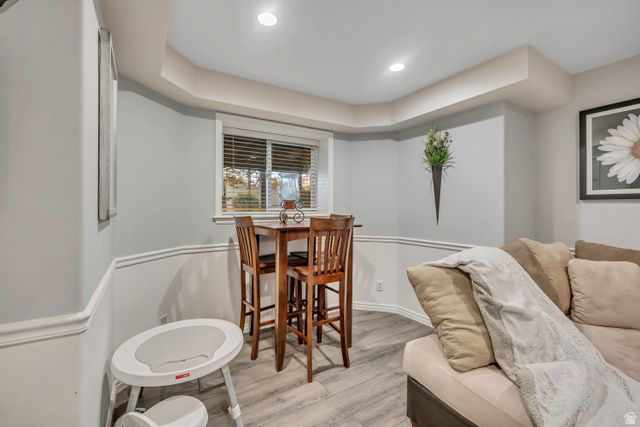 9162 S GLENN ABBEY WAY, Sandy, UT 84093