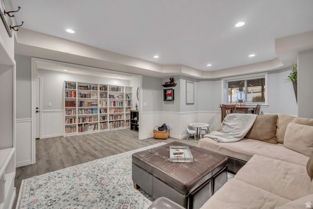 9162 S GLENN ABBEY WAY, Sandy, UT 84093