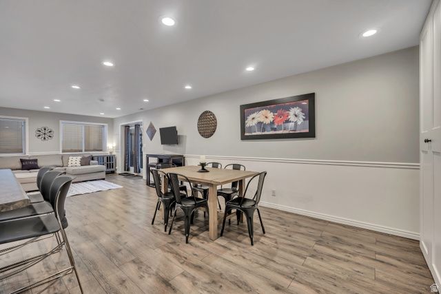 9162 S GLENN ABBEY WAY, Sandy, UT 84093