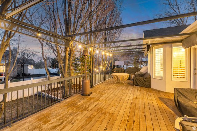 9162 S GLENN ABBEY WAY, Sandy, UT 84093