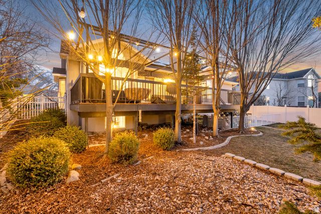 9162 S GLENN ABBEY WAY, Sandy, UT 84093