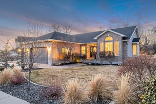 9162 S GLENN ABBEY WAY, Sandy, UT 84093