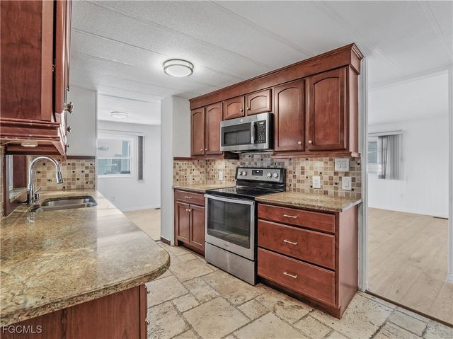 14518 Battery BEND, North Fort Myers, FL 33917