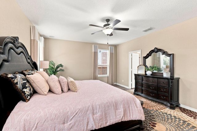 5111 BELLEZA DR, San Antonio, TX 78261