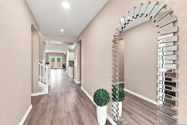 5111 BELLEZA DR, San Antonio, TX 78261