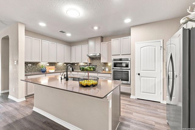 5111 BELLEZA DR, San Antonio, TX 78261