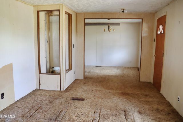 191 Bedrock Drive, Dryden, VA 24243