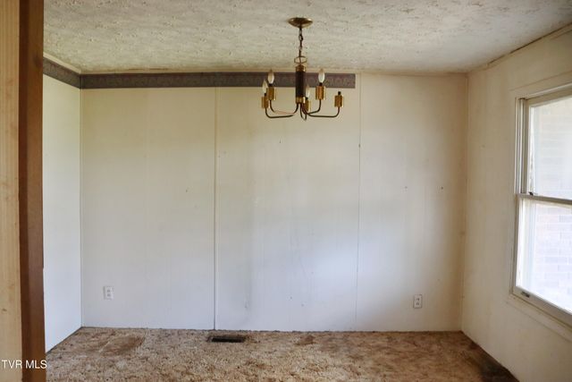 191 Bedrock Drive, Dryden, VA 24243