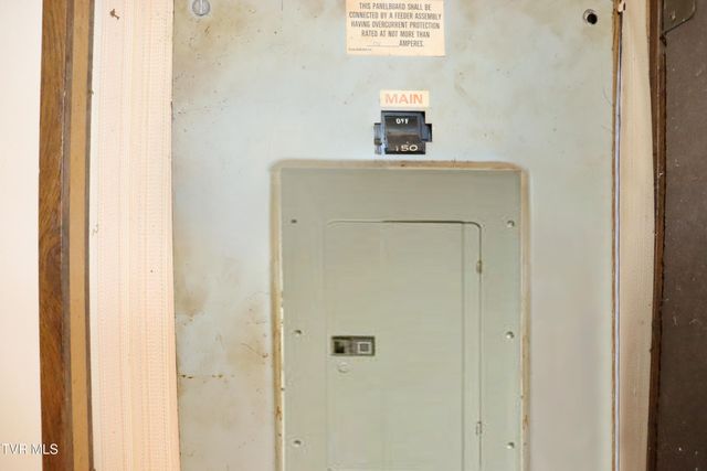 191 Bedrock Drive, Dryden, VA 24243