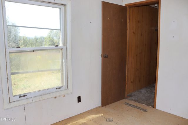 191 Bedrock Drive, Dryden, VA 24243