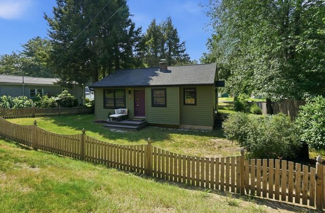 41 Miller Rd, Southwick, MA 01077