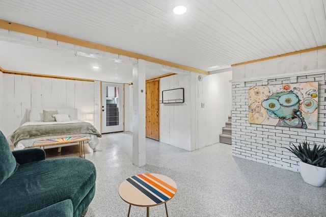 41 Miller Rd, Southwick, MA 01077