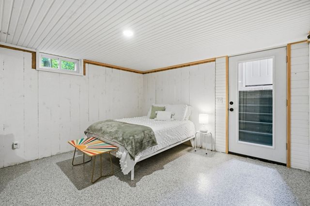 41 Miller Rd, Southwick, MA 01077