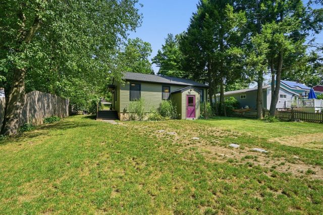 41 Miller Rd, Southwick, MA 01077