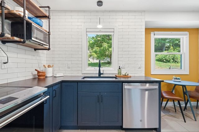 41 Miller Rd, Southwick, MA 01077
