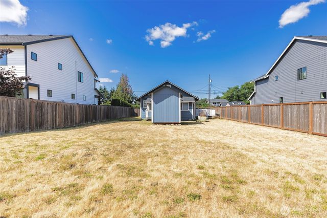 1036 110th Street S, Tacoma, WA 98444
