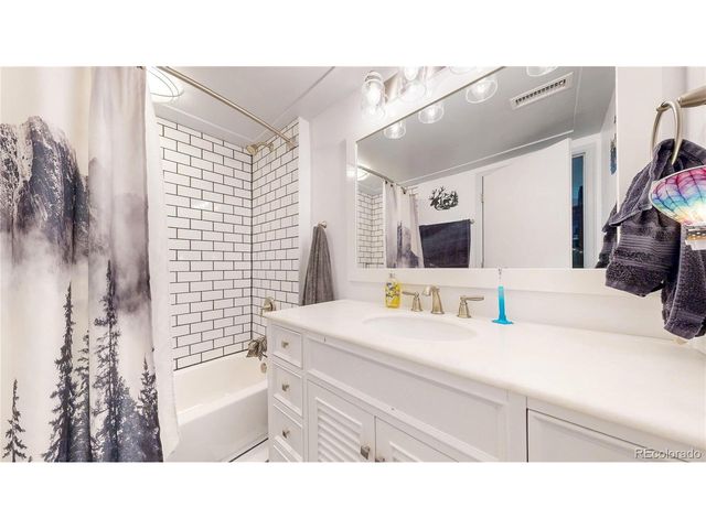 1596 Arapahoe St, Strasburg, CO 80136